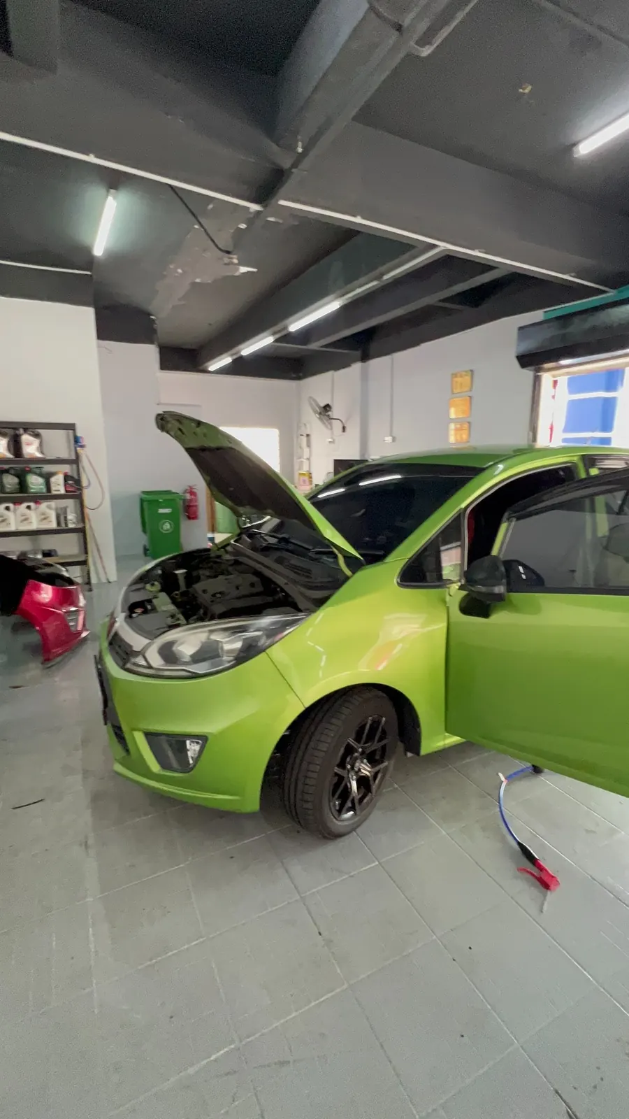 Otoka Garage workshop — servicing and repair work 14